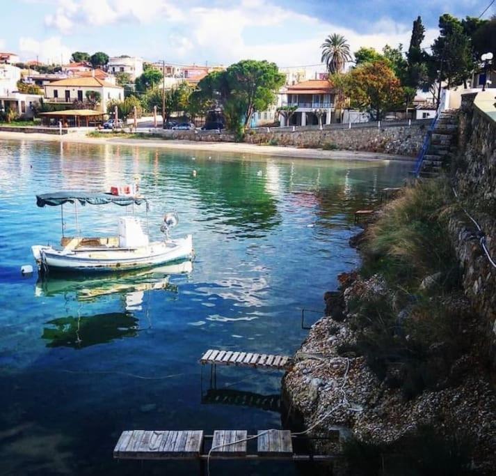 Κατοικία 80 Τ.Μ. Δίπλα Από Την Θάλασσα Στην Ελιά. Elia  エクステリア 写真